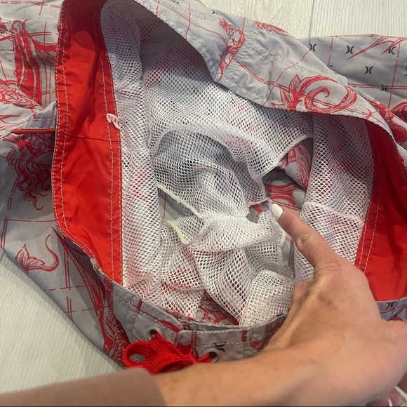 X-Plood Surfing Men’s Gray and Red Dragon Lined Boardshorts Swim Shorts Size 36 - Picture 11 of 12